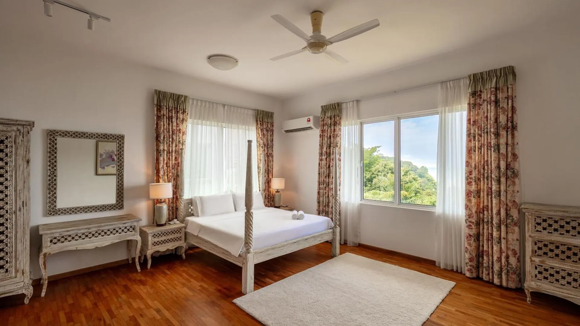 Panoramic Seaview Holiday Home - Batu Ferringhi 0*,